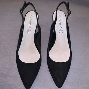 Greatonu Women’s slingback kitten heels in black suede